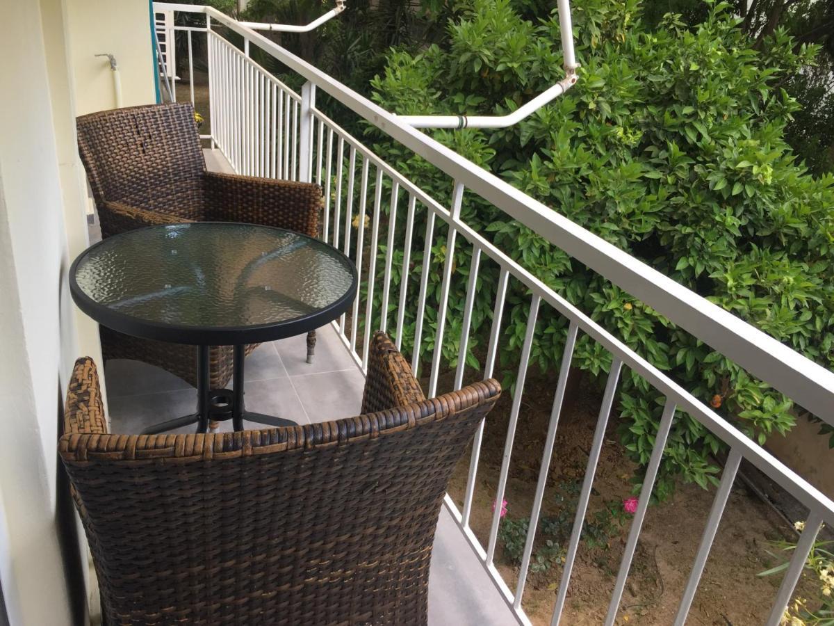 Luxury Apartment Next To The Sea Beach Athen Eksteriør billede