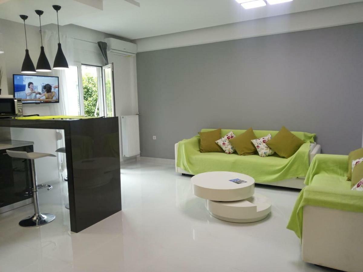 Luxury Apartment Next To The Sea Beach Athen Eksteriør billede