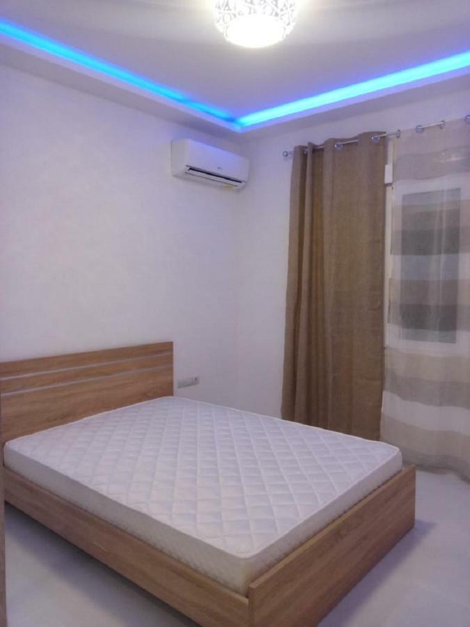 Luxury Apartment Next To The Sea Beach Athen Eksteriør billede
