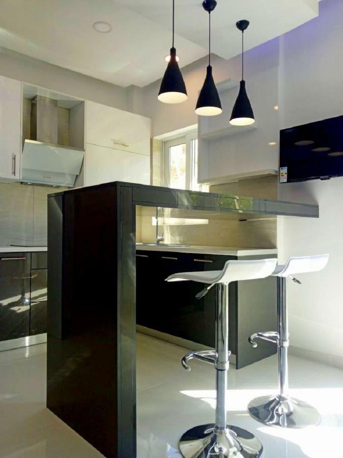 Luxury Apartment Next To The Sea Beach Athen Eksteriør billede